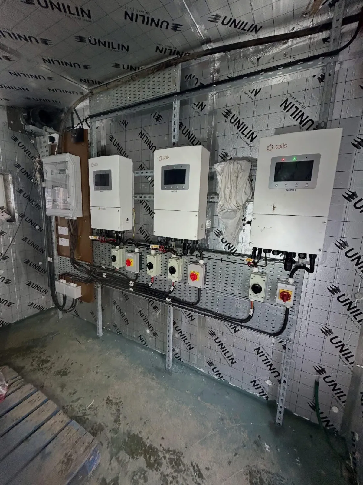 Solar inverter installation by Henry Deane Electrical